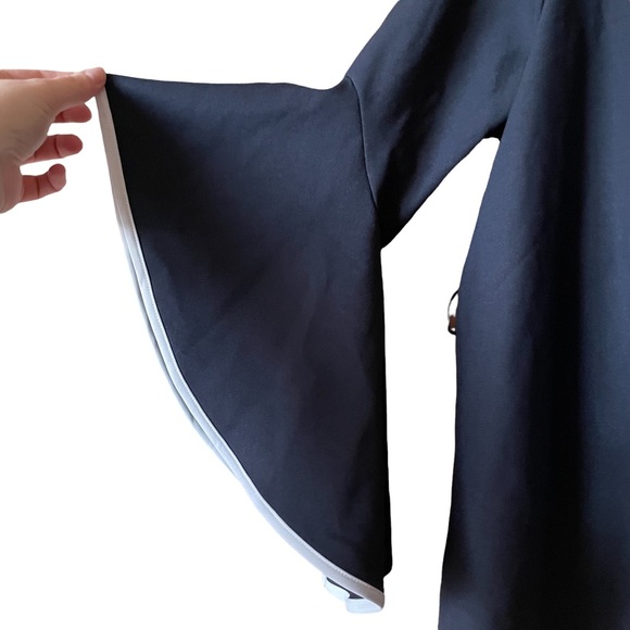 NWT Zara Women’s Black Blazer Cardigan Jacket Bell Sleeves Sz Small - Picture 4 of 7